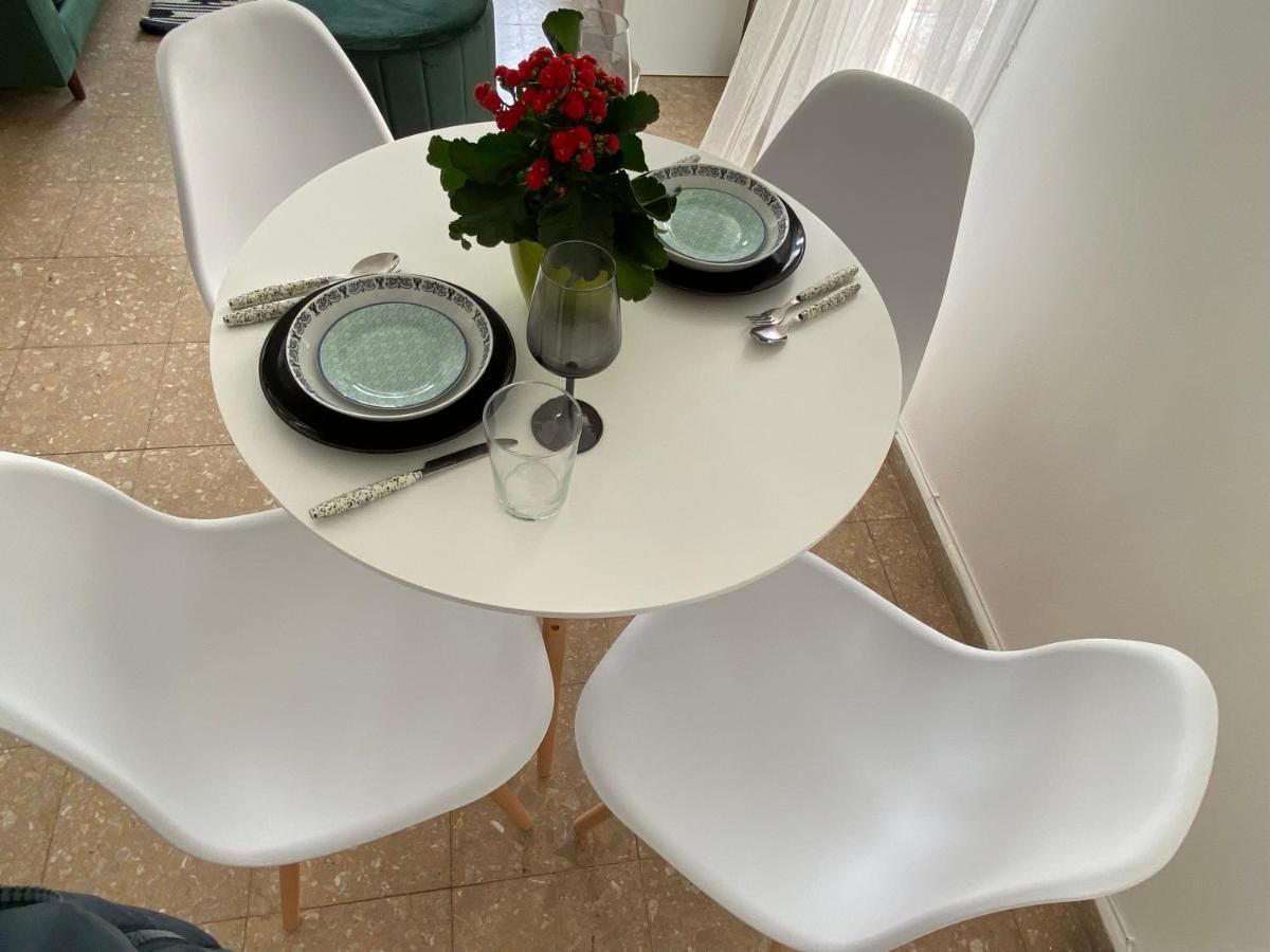 Boho-Chic One Bedroom Flat In Engomi Luaran gambar