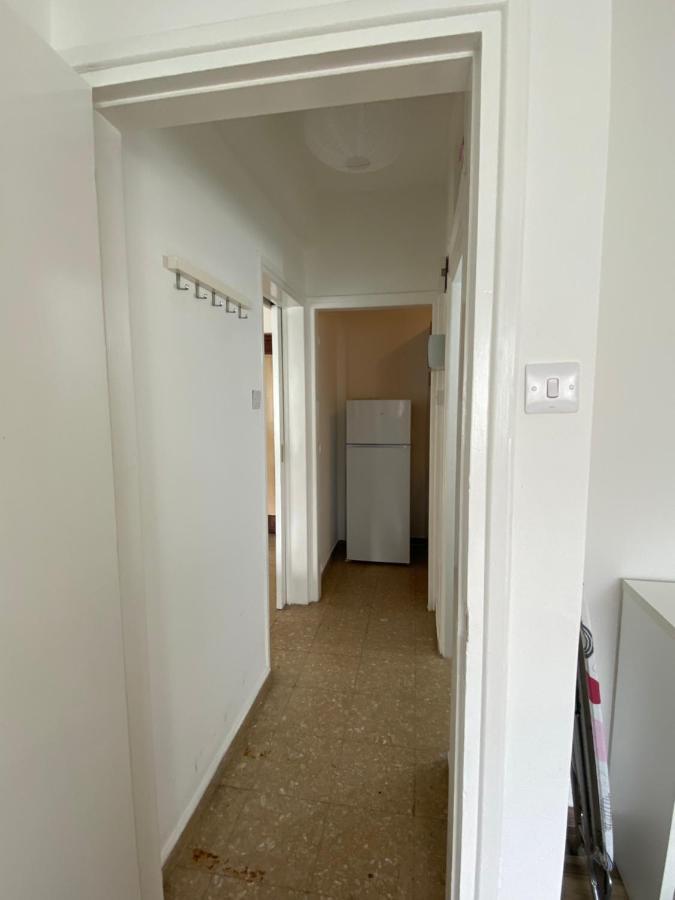Boho-Chic One Bedroom Flat In Engomi Luaran gambar